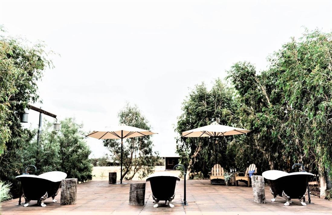 Saltbush Retreat Villa Longreach Ngoại thất bức ảnh