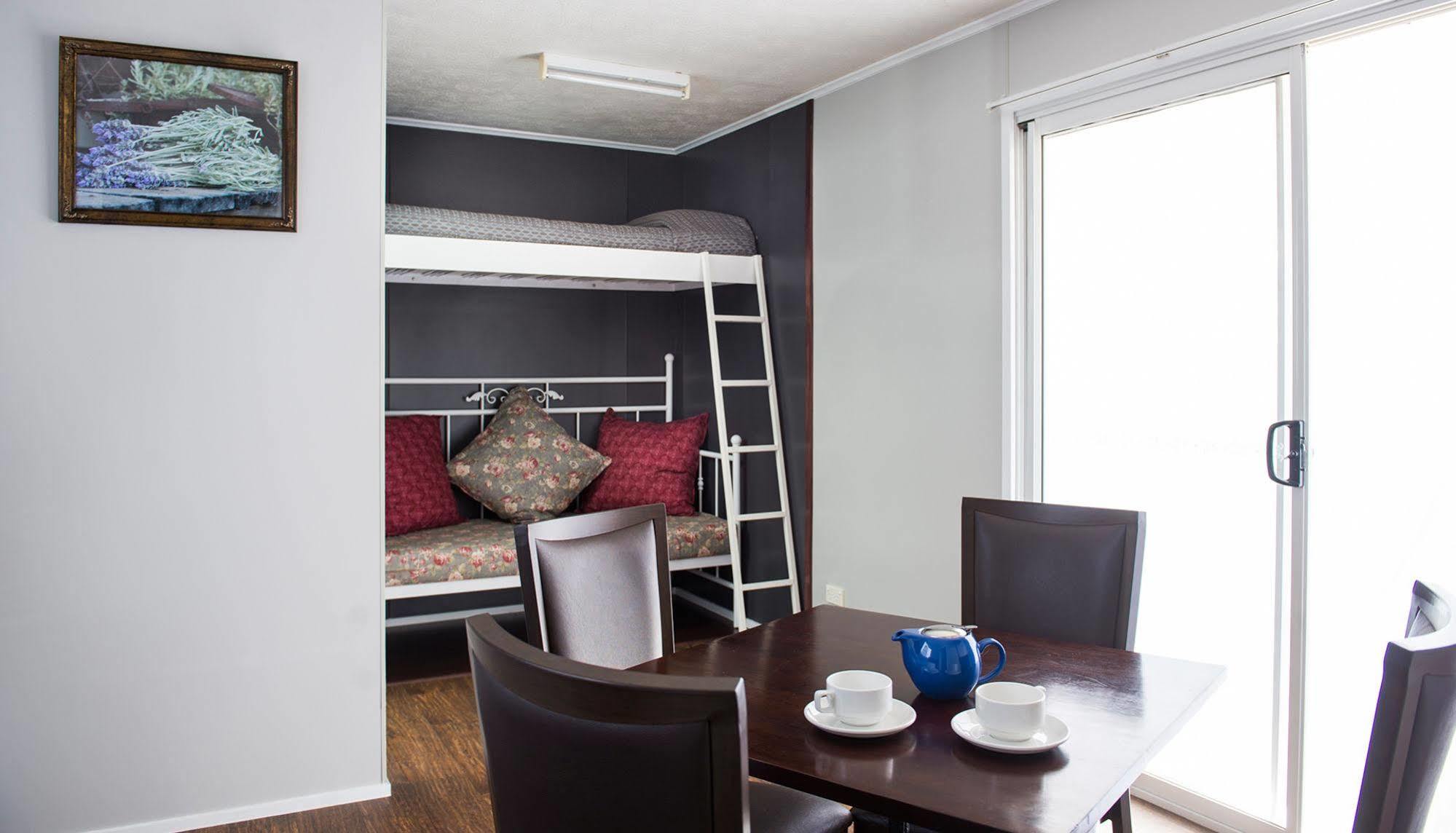 Saltbush Retreat Villa Longreach Ngoại thất bức ảnh