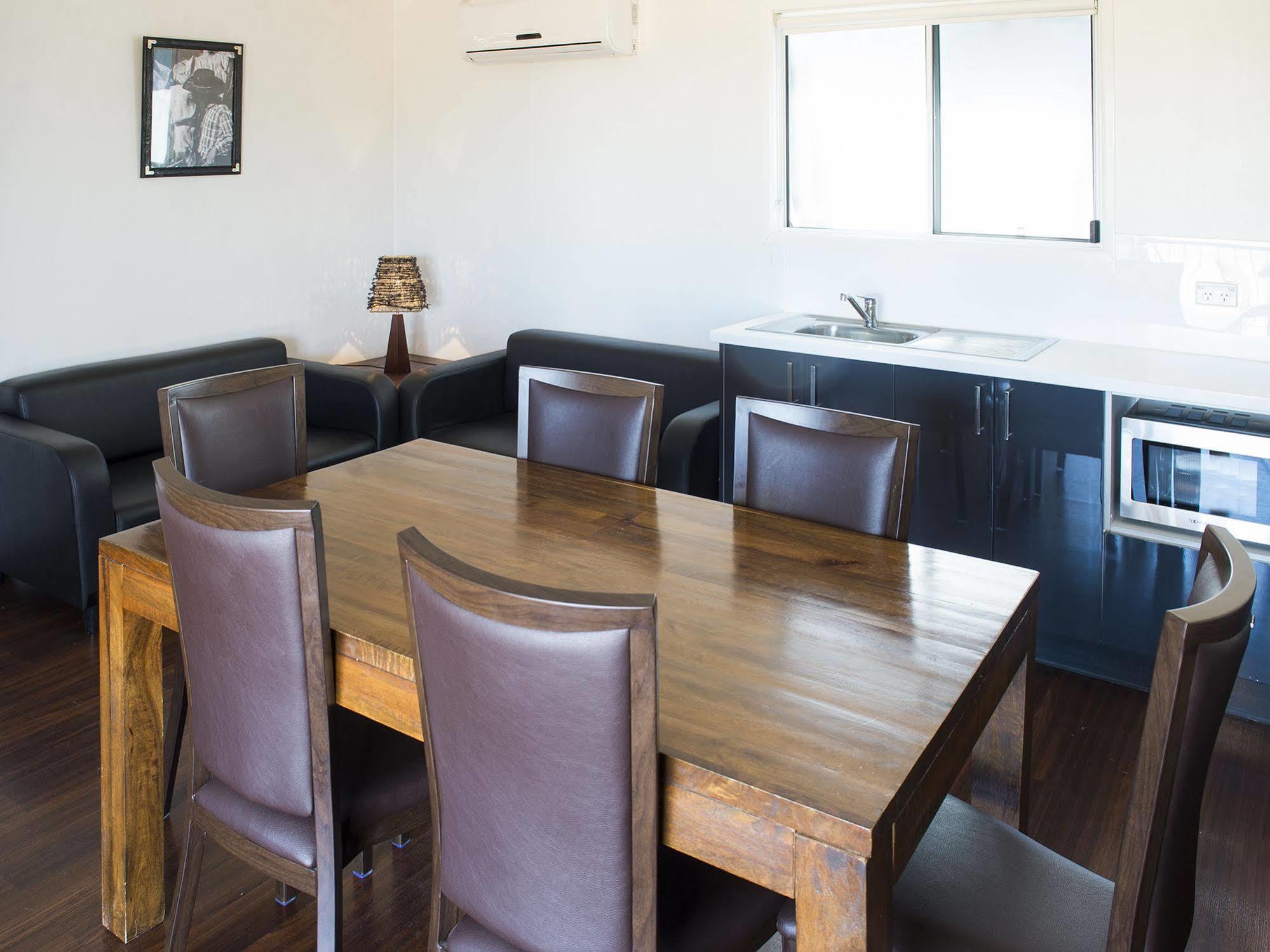 Saltbush Retreat Villa Longreach Ngoại thất bức ảnh